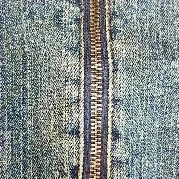 DENVER HAYES LIGHT WASH  DENIM JEAN JACKET SIZE SMALL - Picture 6 of 7